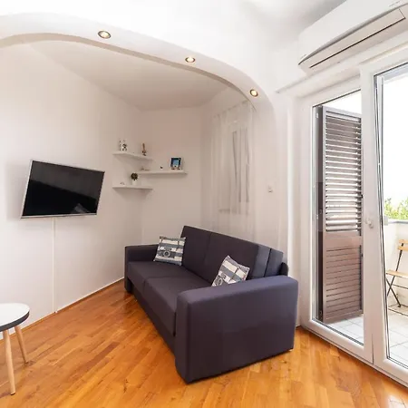 Beta * ツリクヴェニツァ